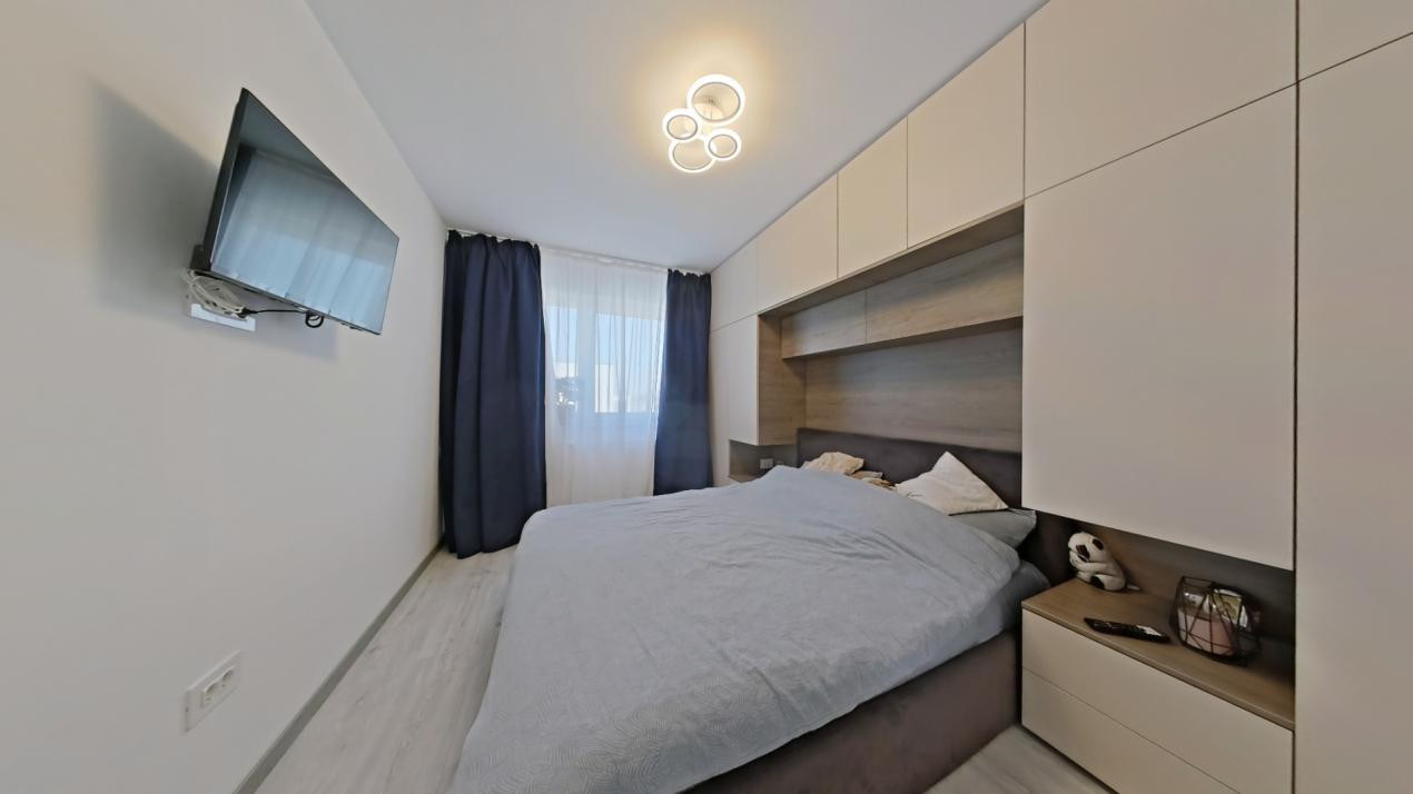 Apartament 2 camere tip studio – Kasper Coresi Mall Brașov + Parcare + Boxă 