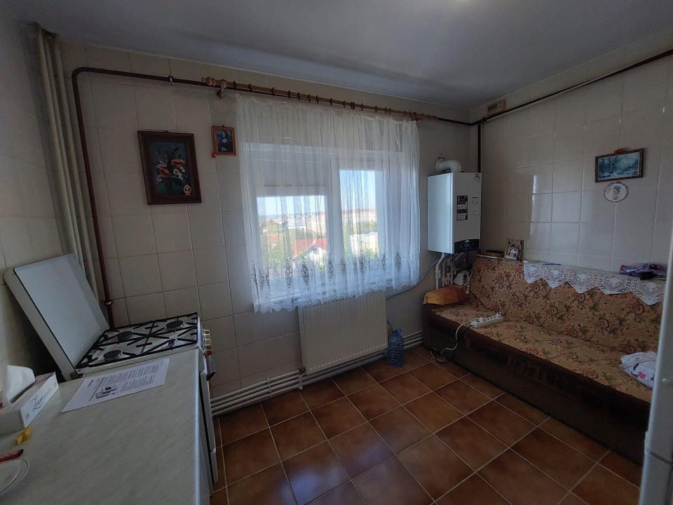 Garsonieră decomandată • spațioasă • aproape de Centru 