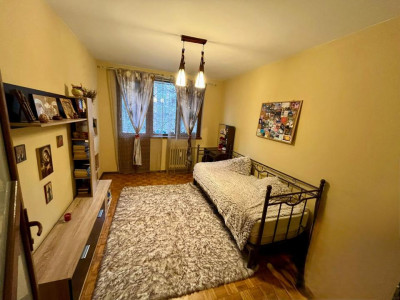 Apartament 2 camere decomandat, etaj 1 – Calea București | Mobilat și utilat