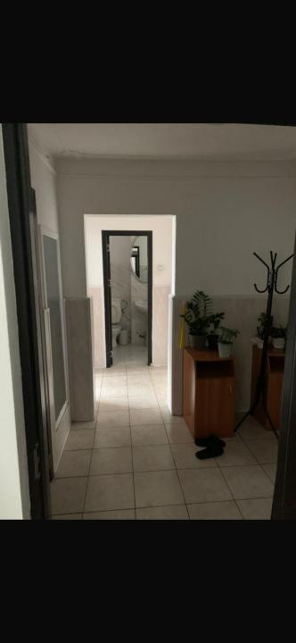 Apartament cu 2 camere decomandate, langa Palas, cu priveliste!