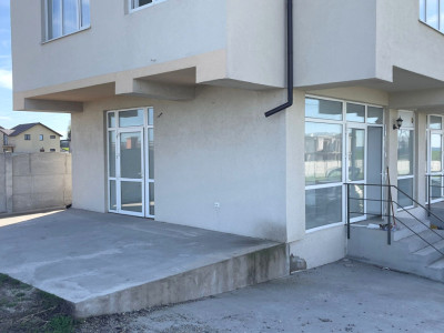 Spații comerciale de închiriat – poziție excelentă, vizibilitate mare!