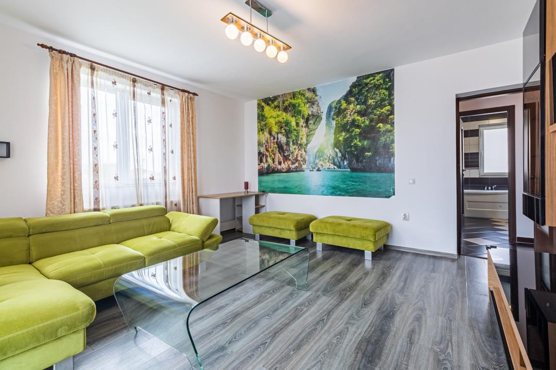 Apartament modern- 2 camere, etaj 1-decomandat, loc de parcare - Tractorul 