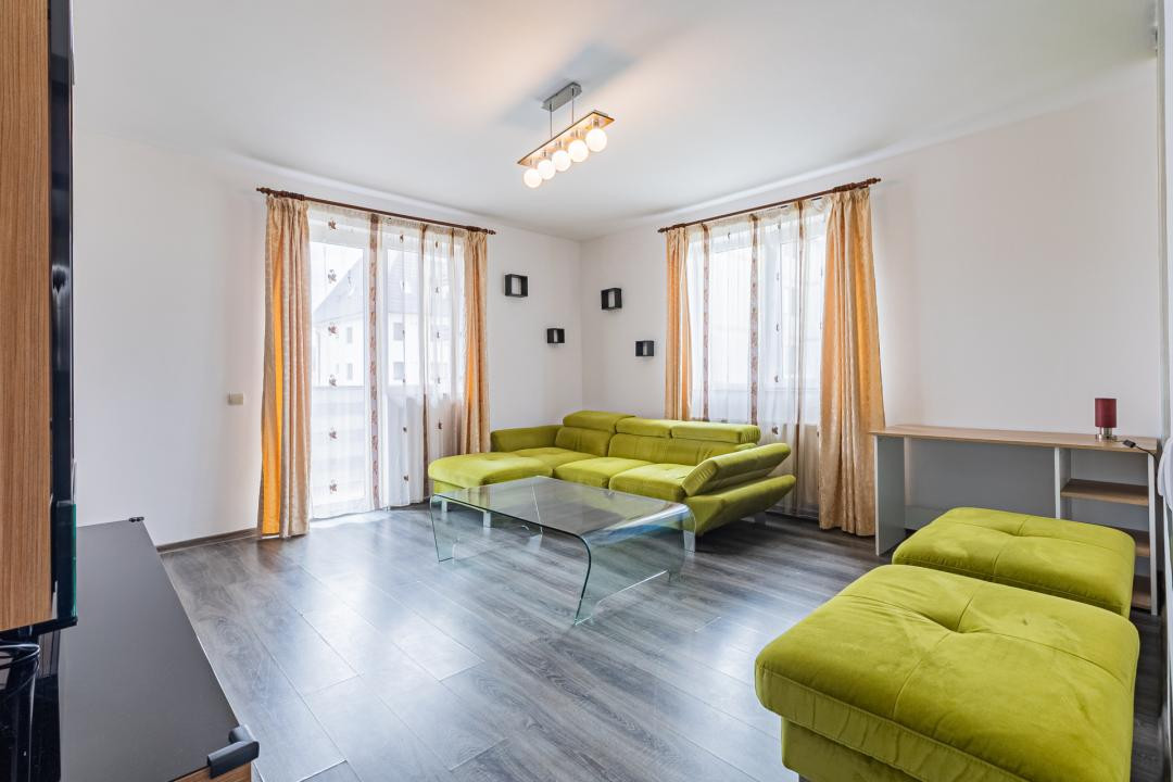 Apartament modern- 2 camere, etaj 1-decomandat, loc de parcare - Tractorul 