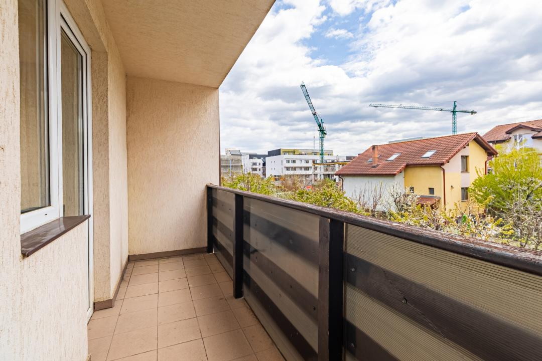 Apartament modern- 2 camere, etaj 1-decomandat, loc de parcare - Tractorul 