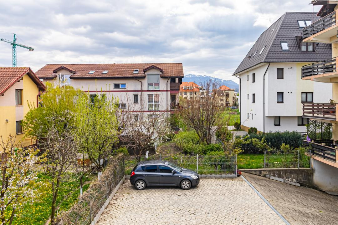 Apartament modern- 2 camere, etaj 1-decomandat, loc de parcare - Tractorul 