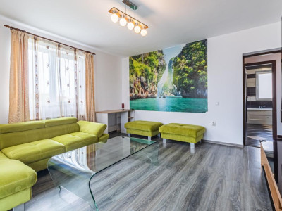 Apartament modern- 2 camere, etaj 1-decomandat, loc de parcare - Tractorul 