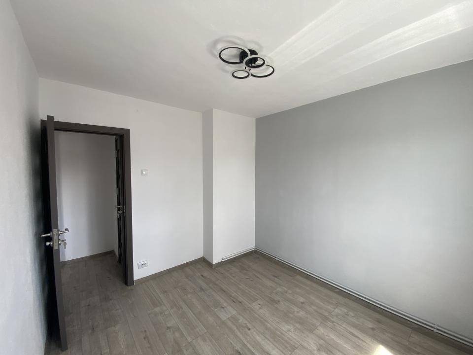 Apartament 2 camere renovat balcon 75000€ Ideal Locuinta - Investitie