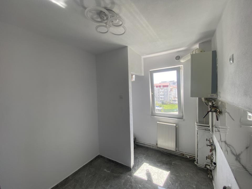 Apartament 2 camere renovat balcon 75000€ Ideal Locuinta - Investitie