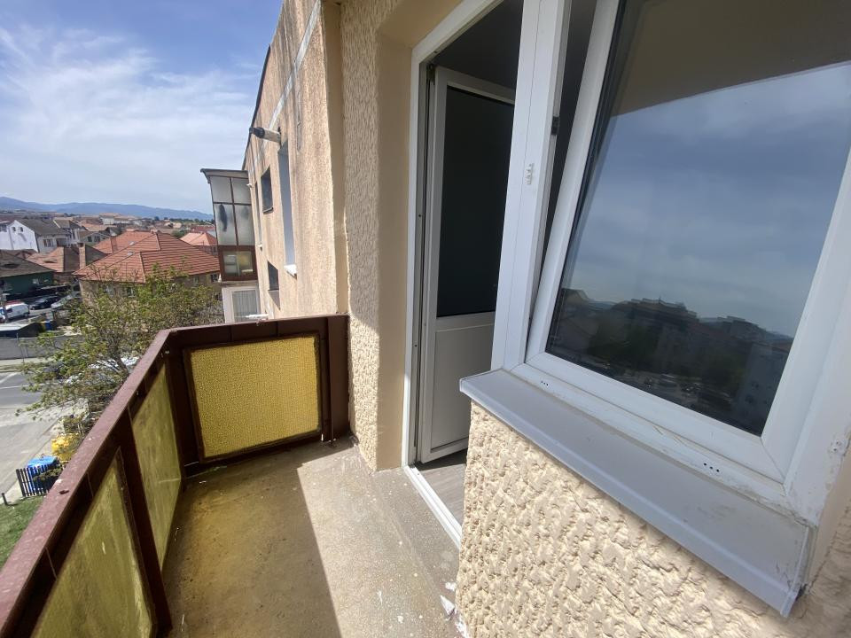 Apartament 2 camere renovat balcon 75000€ Ideal Locuinta - Investitie