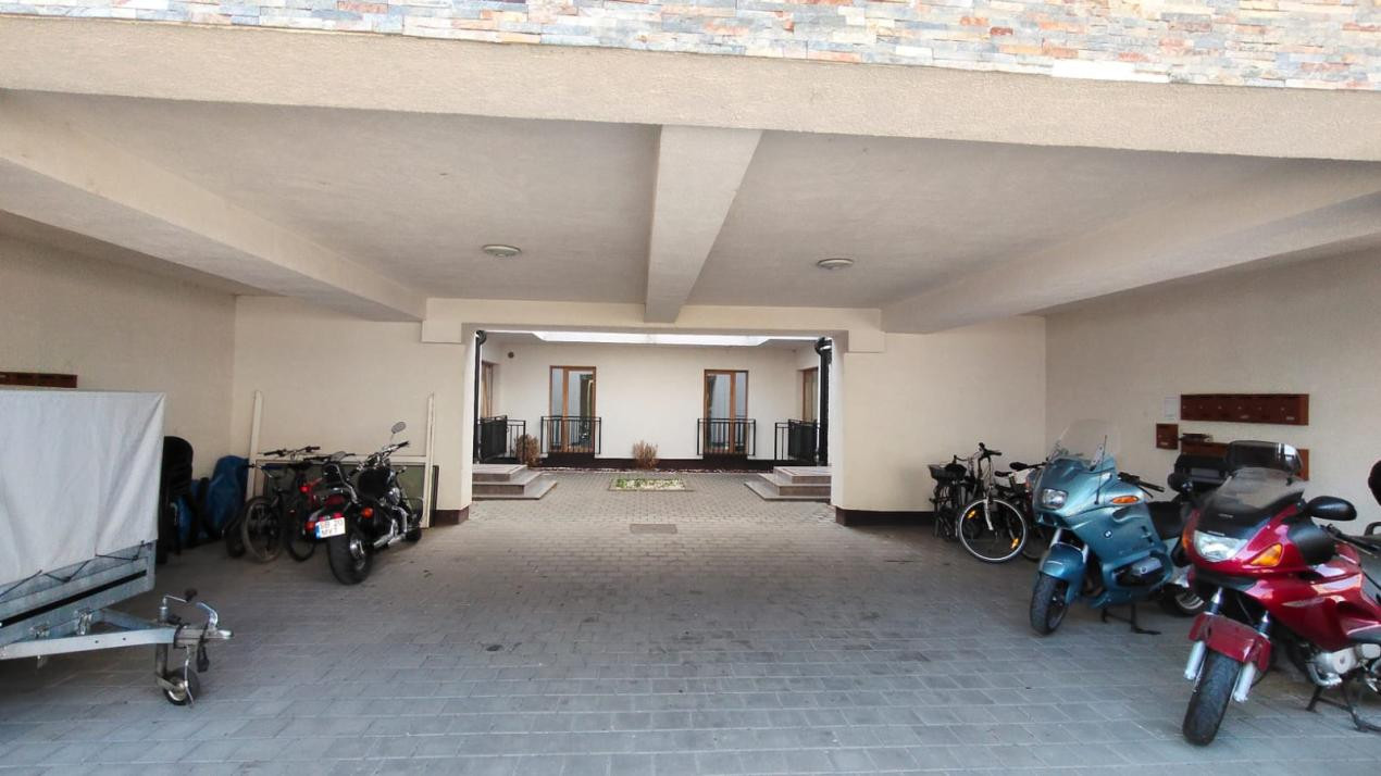 Apartament  de vanzare cu 4 camere Arhitectilor