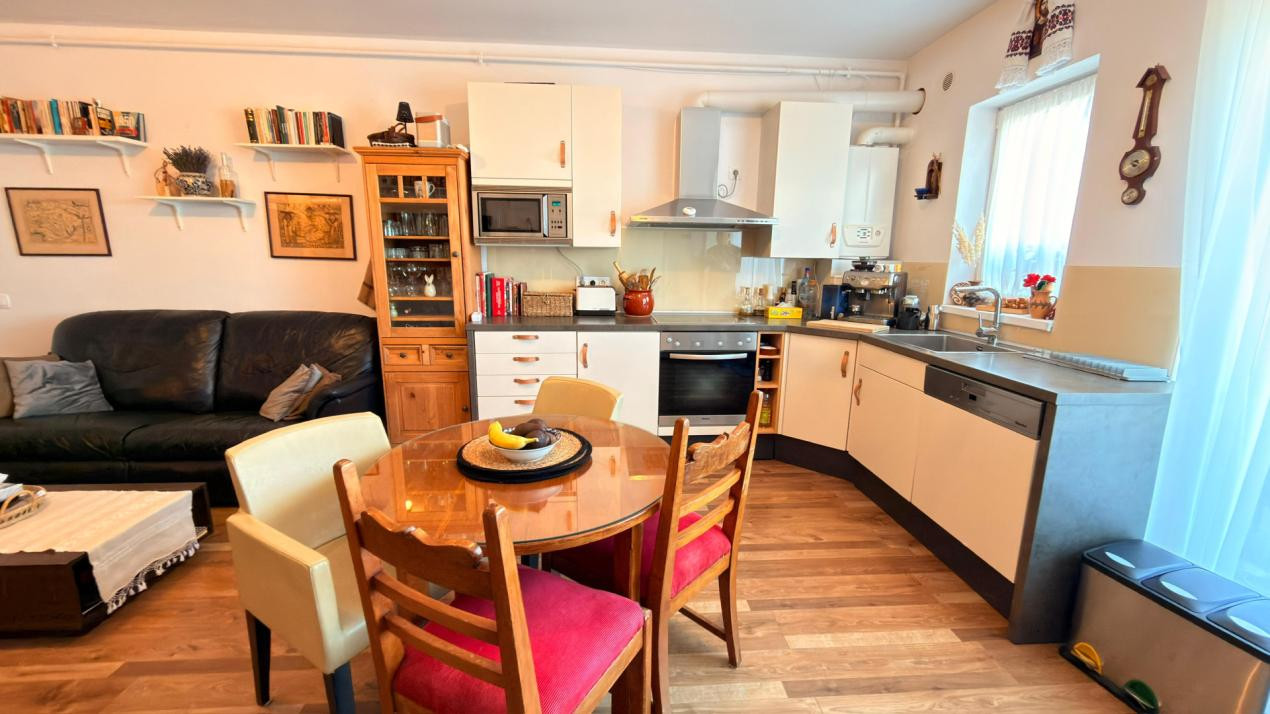 Apartament  de vanzare cu 4 camere Arhitectilor