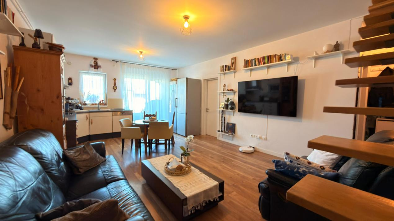 Apartament  de vanzare cu 4 camere Arhitectilor