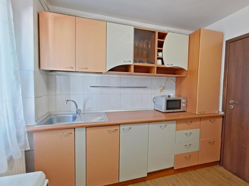 Închiriere apartament 2 camere, mobilat și utilat, Bulevardul Gării