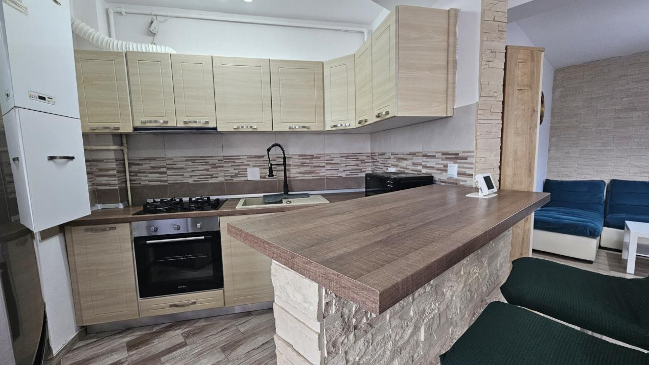 Apartament 3 camere cu gradină privata, foisor din lemn Turnisor, str. Ogorului