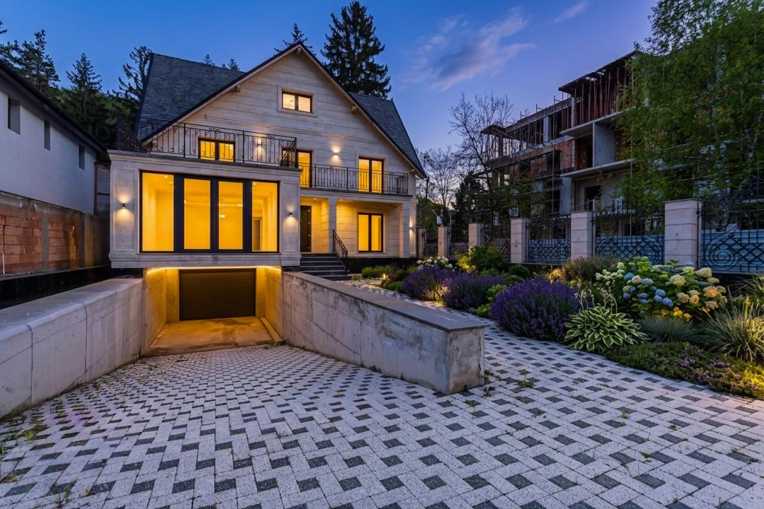 Casă individuală nouă | 207 mp | Garaj Subteran | Bunloc - Zonă Rezidentială