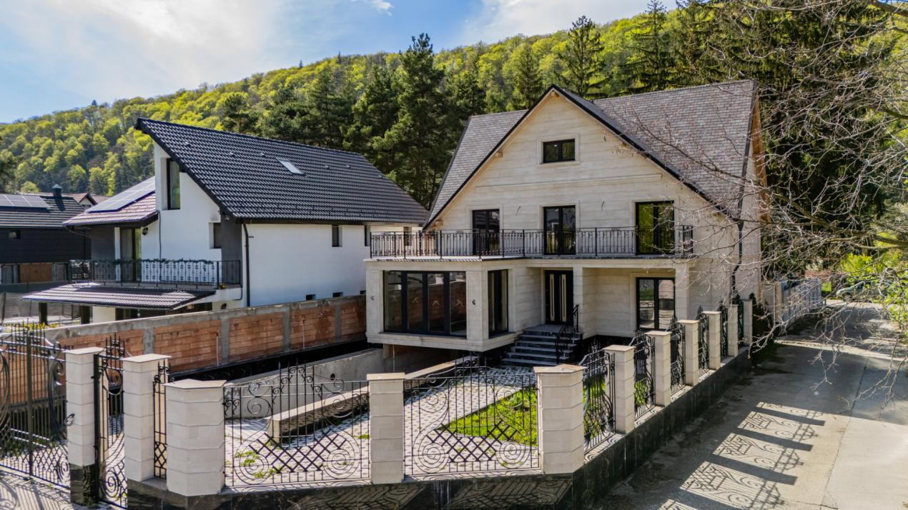 Casă individuală nouă | 207 mp | Garaj Subteran | Bunloc - Zonă Rezidentială