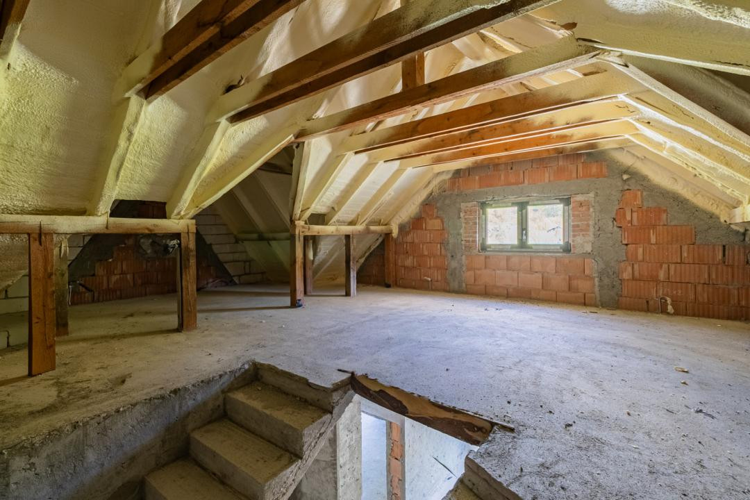 Casă individuală nouă | 207 mp | Garaj Subteran | Bunloc - Zonă Rezidentială