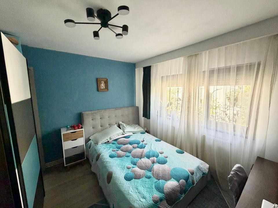 Apartament decomandat 3 camere  | Etaj 2 | Complet mobilat & utilat 