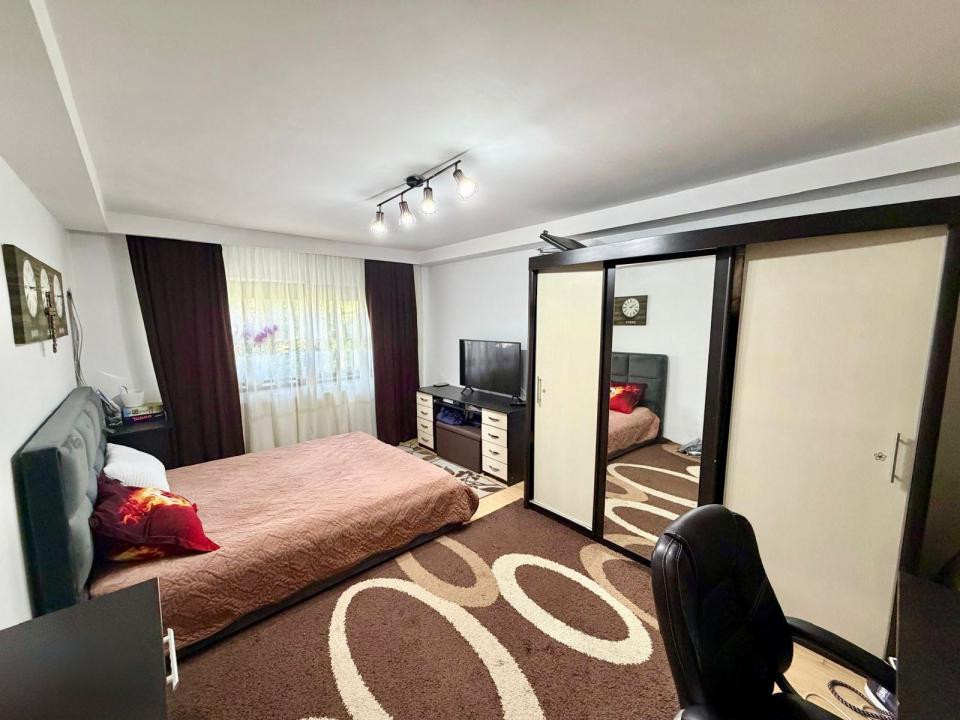 Apartament decomandat 3 camere  | Etaj 2 | Complet mobilat & utilat 