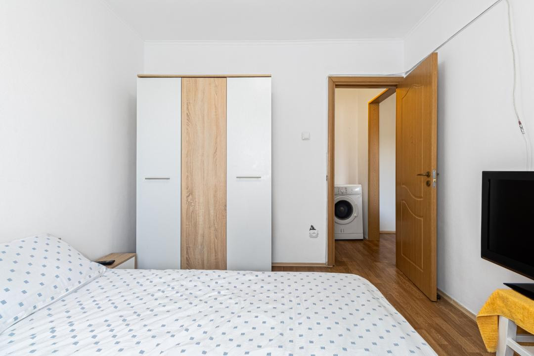 Apartament cu doua camere mobilat-utilat,  cu priveliste catre munte
