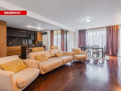 REZERVAT - Închiriere apartament 4 camere, acces la parcare cu barieră