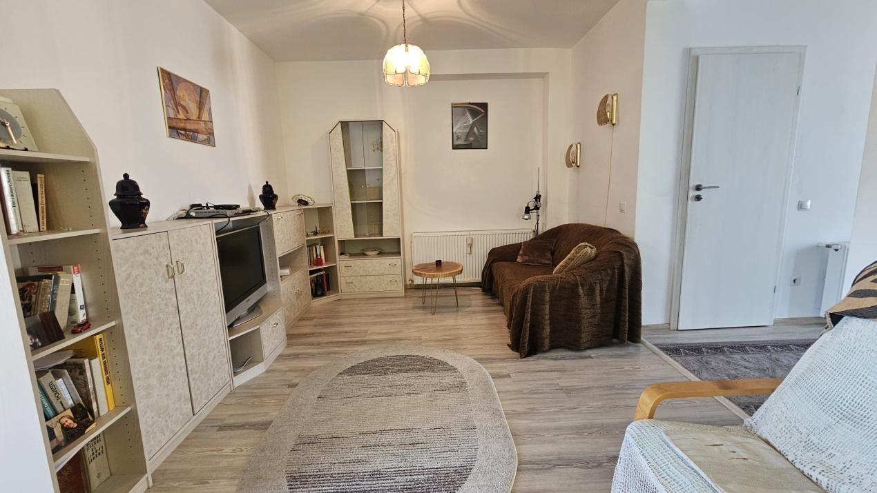 Duplex 4 camere cu teren generos gradina si carport Cartierul Arhitectilor
