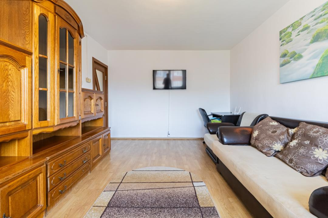 Apartament 2 camere, decomandat, Tractorul, priveliste deosebita – 0% comision
