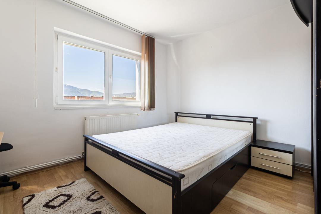 Apartament 2 camere, decomandat, Tractorul, priveliste deosebita – 0% comision