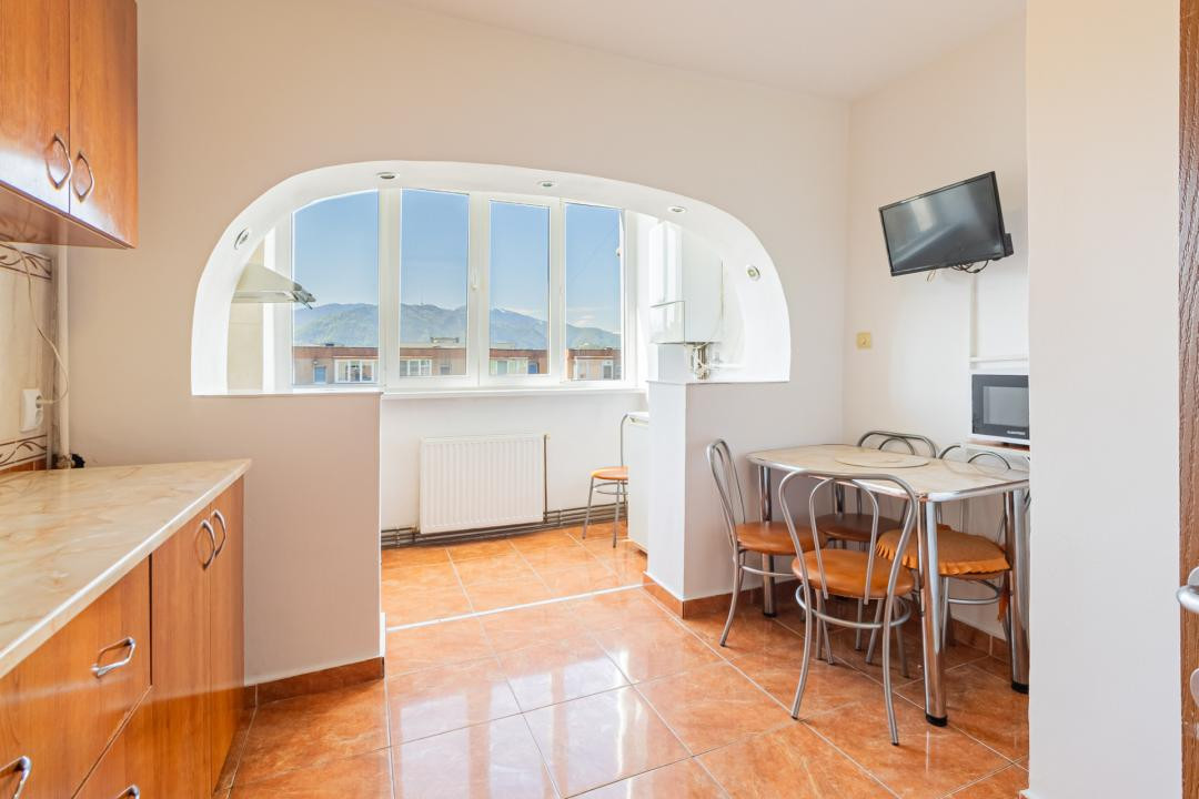 Apartament 2 camere, decomandat, Tractorul, priveliste deosebita – 0% comision