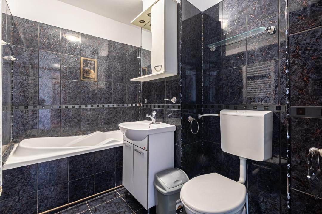 Apartament 2 camere, decomandat, Tractorul, priveliste deosebita – 0% comision