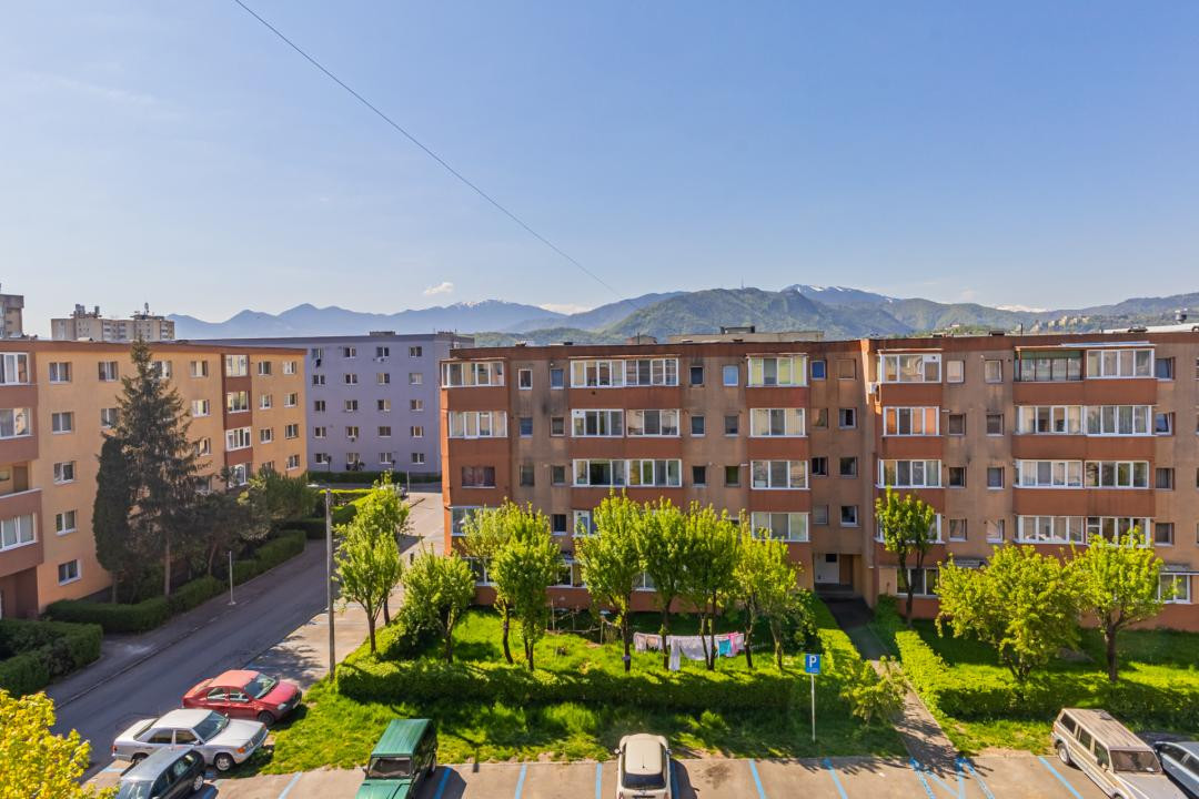 Apartament 2 camere, decomandat, Tractorul, priveliste deosebita – 0% comision