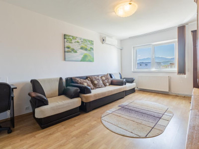 Apartament 2 camere, decomandat, Tractorul, priveliste deosebita – 0% comision