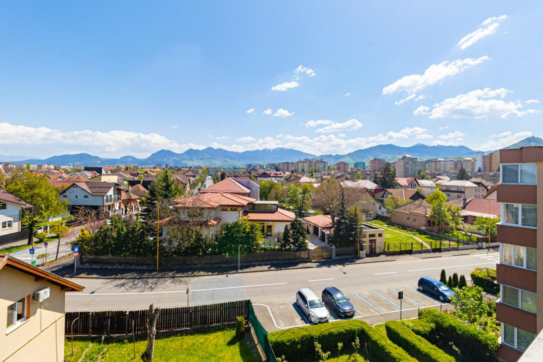 Vânzare apartament cu 3 camere, decomandat, mobilat și utilat - Zona Florilor