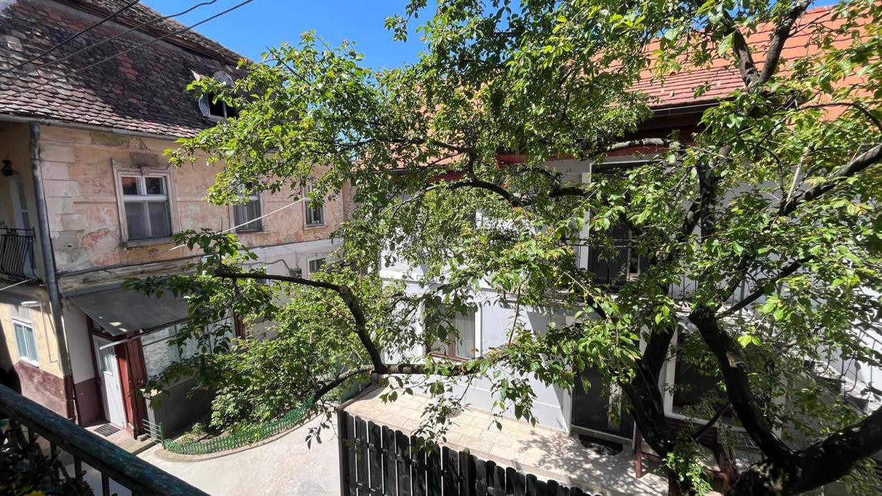 2 camere în inima orașului – ideal pentru locuit sau investiție