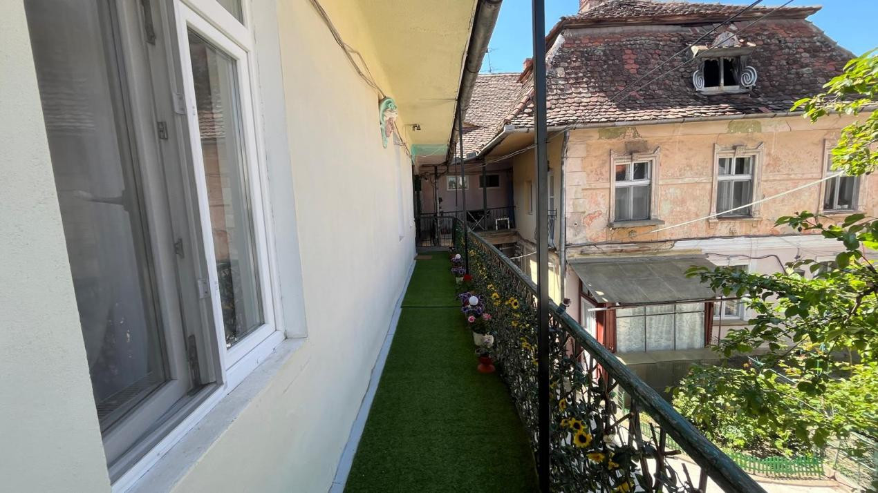 2 camere în inima orașului – ideal pentru locuit sau investiție