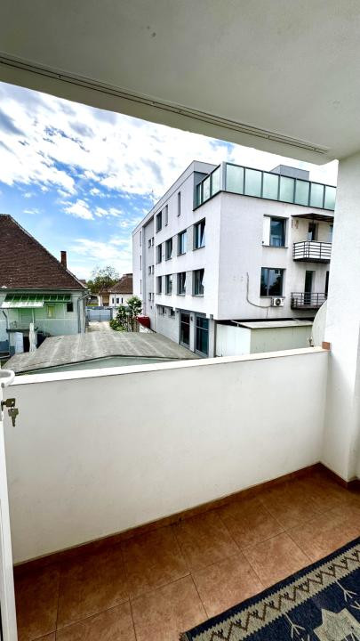Apartament 2 camere decomandat de închiriat | Zonă Centrală - Calea Dumbrăvii
