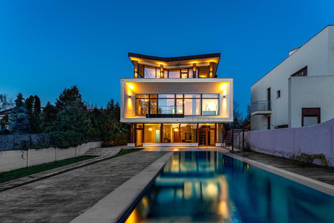 Vila pe malul lacului Mogosoaia | 617 mpt, teren 1182 mp