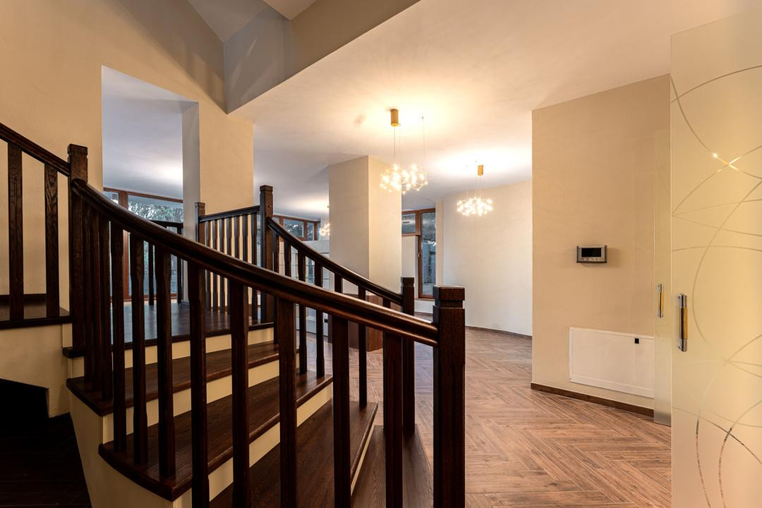 Vila pe malul lacului Mogosoaia | 617 mpt, teren 1182 mp