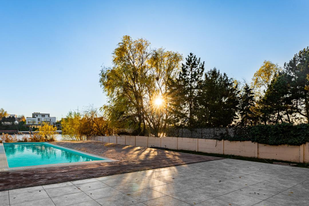 Vila pe malul lacului Mogosoaia | 617 mpt, teren 1182 mp