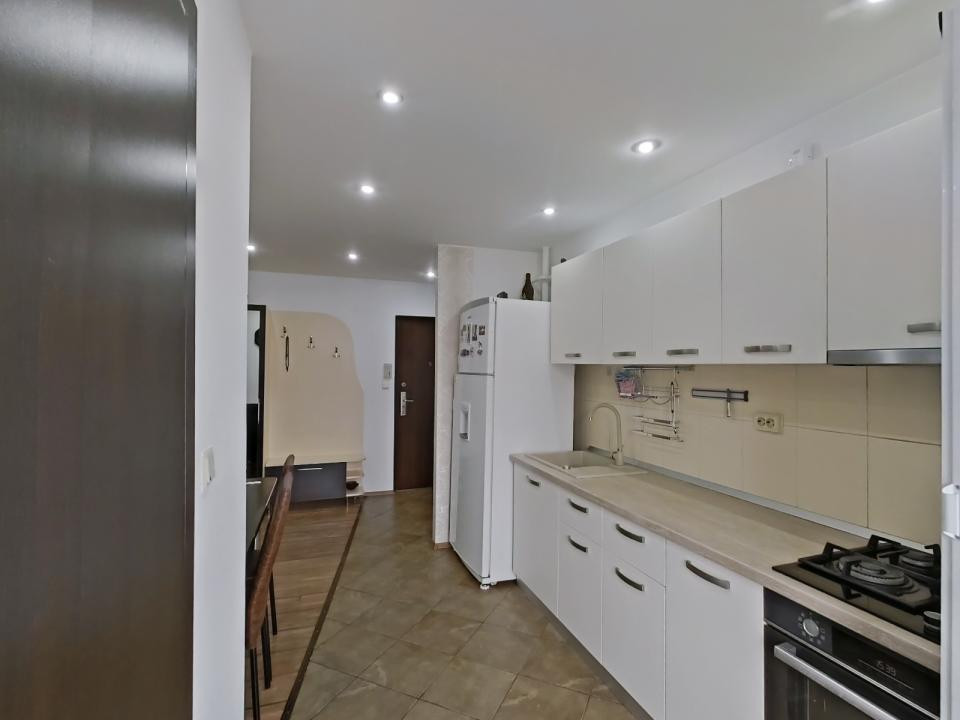 Inchiriere apartament 3 camere, confort si liniste - Calea Bucuresti