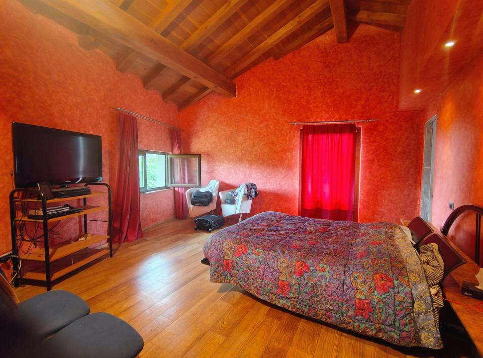 🏡 Casă spectaculoasă S+P+1 • piscină •zonă selectă cu vedere către pădure