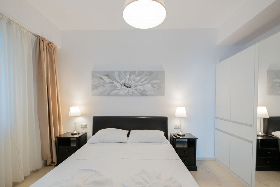 Apartament 3 camere de vanzare 