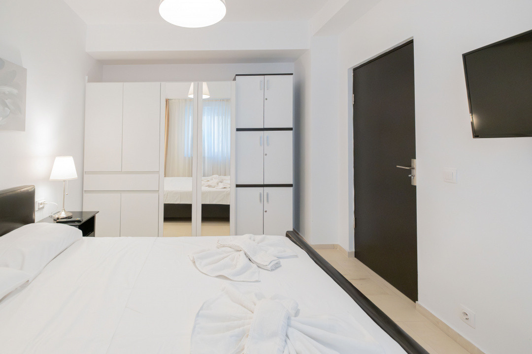 Apartament 3 camere de vanzare 