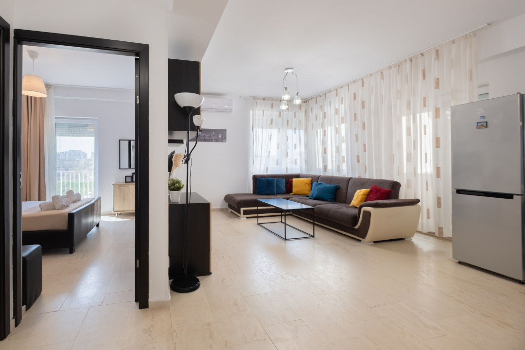 Apartament 3 camere de vanzare 