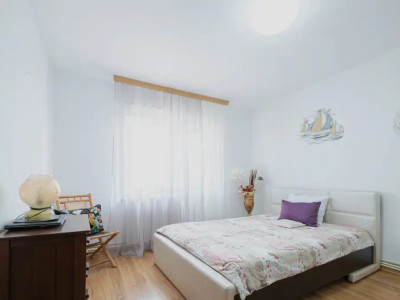 Apartament 3 camere decomandat - Inel 2