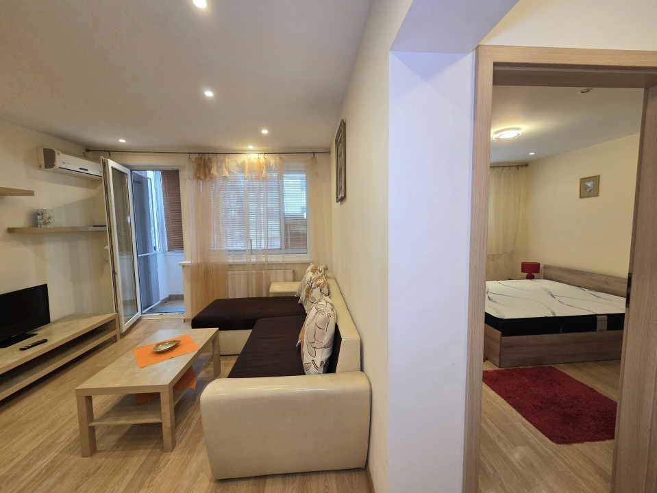 Apartament cu 3 camere de inchiriat in Tomis II