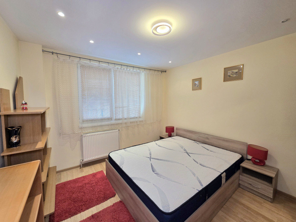 Apartament cu 3 camere de inchiriat in Tomis II
