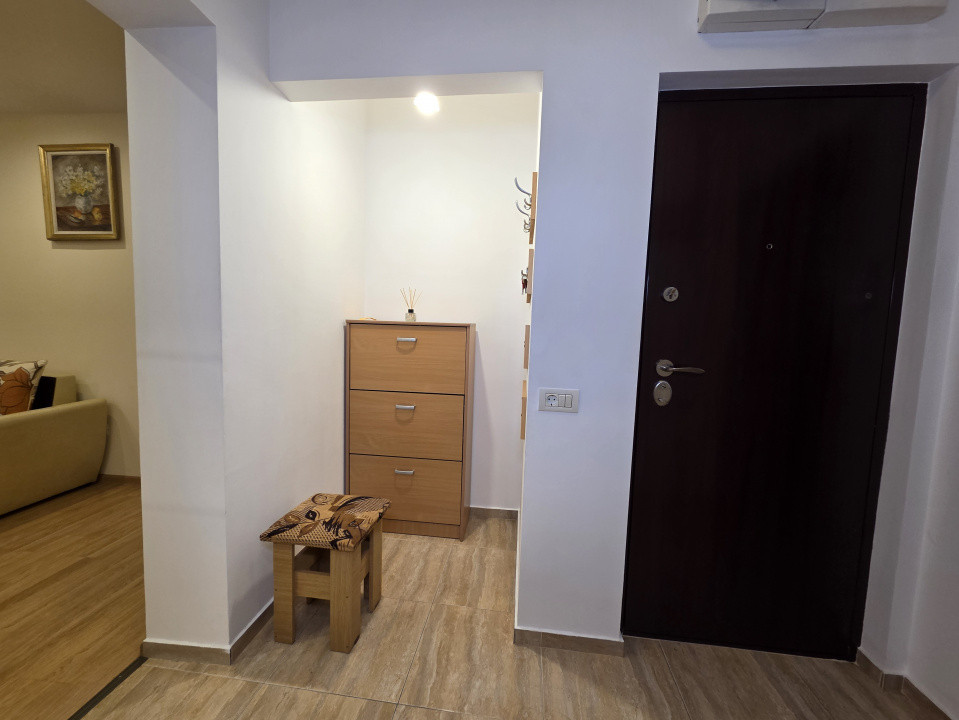 Apartament cu 3 camere de inchiriat in Tomis II
