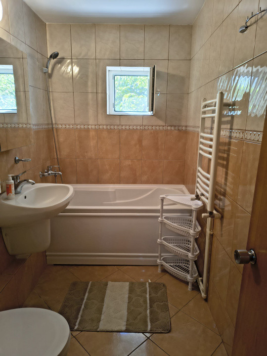 Apartament cu 2 camere de inchiriat in Constanta - zona Tomis III
