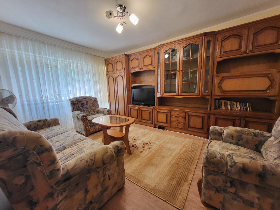 Apartament cu 2 camere de inchiriat in Constanta - zona Tomis III